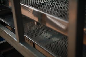 Línea de Descascarillado de Anacardos Tipo 1, Cabezal de Corte de 3 Cuchillas, Capacidad 70-100 kg/h, Totalmente Automática, Alta Calidad - Product Image 2