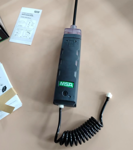 Détecteur de gaz numérique MSA Pump Probe pour <span class=keywords><strong>Altair</strong></span> <span class=keywords><strong>4X</strong></span>/4XR avec alarme lumineuse et charge Modèle 10152669 - Product Image 1