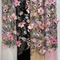 Vintage Blumenmuster Dreidimensional Bestickter 100% Polyester Schwergewichtsstoff - Mehrere Farben für Bekleidung & Heimdekoration