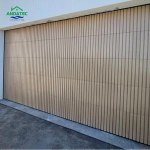 <span class=keywords><strong>Porte</strong></span> de garage en aluminium résistant à la corrosion pour hangars industriels, <span class=keywords><strong>porte</strong></span> <span class=keywords><strong>sectionnelle</strong></span> à lames en aluminium - Product Image 1