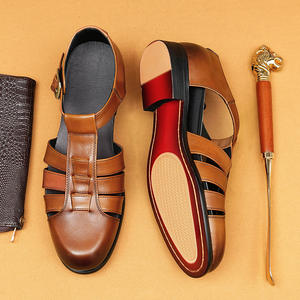 Las sandalias de cuero vacuno hechas a medida para hombre más vendidas en 2025 están hechas de cuero genuino y son transpirables. - Product Image 2