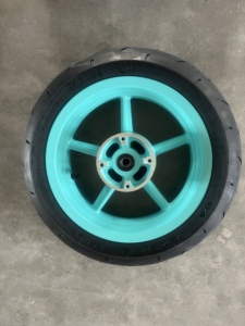 Ruedas Delanteras y Traseras Premium de 12 Pulgadas para Motocicleta Super, con Engranajes y Piñones, Neumático de Alto Rendimiento - Product Image 4