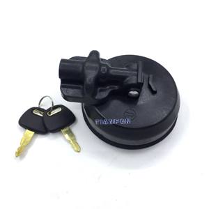 Taluada ฝาครอบถังน้ำมันเชื้อเพลิงดีเซลป้องกันการโจรกรรมพร้อมกุญแจสำหรับ <span class=keywords><strong>Hitachi</strong></span> <span class=keywords><strong>EX70</strong></span>-5 EX60-5 EX120-5 EX200-5 ZAX210-5 ZAX230-5 ZAX240-5 - Product Image 1