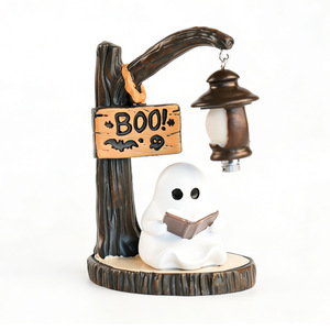 Lampe suspendue en résine style Halloween, mignonne, en forme de fantôme, pour la lecture et la décoration d'Halloween - Product Image 1