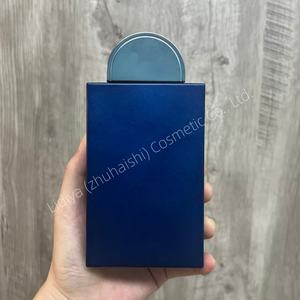 Coffret cadeau pour hommes nouveau design <span class=keywords><strong>Parfum</strong></span> <span class=keywords><strong>Oud</strong></span> <span class=keywords><strong>Parfum</strong></span> arabe luxueux avec <span class=keywords><strong>parfum</strong></span> boisé <span class=keywords><strong>Parfum</strong></span> liquide longue durée Dubaï EAU - Product Image 4