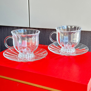 Juego de Vasos de Vidrio con Diseño de Olas Oceánicas - Juego de Vasos para Uso Doméstico - Vasos para Bebidas Frías y Jugos - Product Image 4