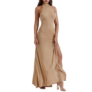 Robe maxi en tricot doré glamour, tenue de soirée scintillante, tenue de fête de luxe, robes sur mesure haute couture - Product Image 1