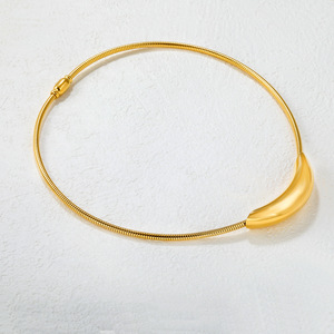 <b>Cross</b> Border European American Style Hollow Curved Spring Snake <b>Chain</b> Clavicle Pendant 18k Gold Plated Stainless Steel - Product Image 2