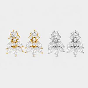 Orecchini a Perno con Zirconi Taglio Marquise e Design Floreale, Gioielli Eleganti in Rame per Donna, Accessori Moda per Feste - Product Image 5