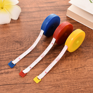Cinta métrica telescópica de plástico de 150 cm, color aleatorio, para confección de ropa, fácil de transportar - Product Image 1