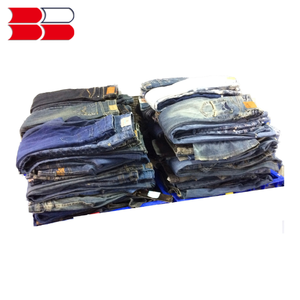 La ropa usada de Taiwán de alta calidad usa pacas de ropa al por mayor - Product Image 1