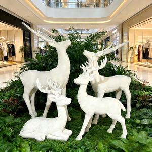 Escultura Decorativa em Fibra de Vidro com Acabamento em Arenito, Formato de Cervo, Feita à Mão, Impermeável, para Ambientes Internos e Externos - Product Image 1