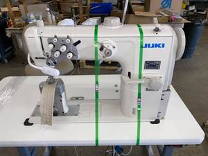 Sistema de costura de pespunte recto semiseco de accionamiento directo de la serie PLC2700 de Japón con alimentación unísona, eje vertical y gancho grande para telas gruesas - Product Image 2