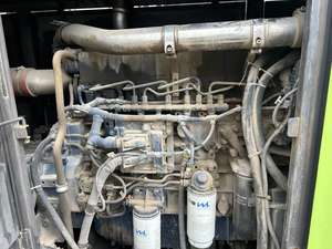 Grue sur chenilles Zoomlion d'occasion de haute qualité, 85 tonnes, ZCC850V, flèche de 46 m, garantie de 3 mois, excellent état, bon état de la boîte de vitesses/compétences du moteur - Product Image 4