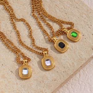 Collar de Acero Inoxidable para Mujer, Estilo INS 2022, Cadena de Clavícula Europea Americana con Zirconia, Chapado en Oro de 18K, Nuevo y Popular en Internet - Product Image 1