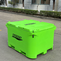 Conteneur isotherme rotomoulé en PE de 1000 L, grande capacité, portable et moderne, pour le transport de poisson et de denrées alimentaires