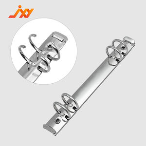 Carpeta de 4 anillas en forma de plata con mecanismo de clip de papel A5/A6 Almacenamiento de cuadernos Hebilla de anillo de <span class=keywords><strong>metal</strong></span> Accesorios de hardware 190mm - Product Image 4