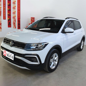 Voiture d'occasion <span class=keywords><strong>Volkswagen</strong></span> <span class=keywords><strong>T</strong></span>-<span class=keywords><strong>Cross</strong></span> 1.5L automatique, édition style, modèle 2023, 5 vitesses manuelle, 5 portes, 5 places, sans grands accidents - Product Image 1