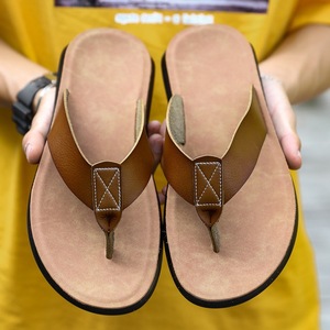 Vente en gros d'usine, tongs pour hommes, grandes tailles 38-47, tendance mode, pantoufles décontractées, sandales à semelle souple, chaussures de plage - Product Image 1