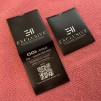 Étiquette en polyester écologique, étiquette en satin lavable avec logo imprimé pour le col
