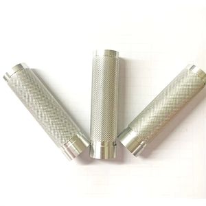 ओएम ओडम अनुकूलित मशीनिंग मिलिंग भागों एल्यूमीनियम मिनी सामरिक फ्लैशलाइट शिकार फ्लैशलाइट के लिए टॉर्च लाइटर - Product Image 4