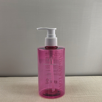 Flacon pompe gradué transparent rose, distributeur de liquide en plastique vide avec échelle graduée pour savon liquide, shampoing, lotion, usage salle de bain