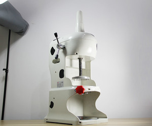 Hot Sale Home Use Small Snow <strong>Ice</strong> Shaver Snow <strong>Ice</strong> Making <strong>Machine</strong> Electric <strong>Ice</strong> <strong>Shaving</strong> <strong>Machine</strong> - Product Image 3