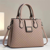Magnifiques sacs à main en cuir PU cloutés pour filles, directement de Chine, vente en gros