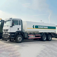 Camion-citerne à eau diesel HOWO TX 6x4, capacité de 20000 L, citerne à eau en acier inoxydable, véhicule lourd