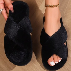 <span class=keywords><strong>Chaussons</strong></span> d'intérieur doux et confortables de haute qualité avec logo personnalisé, faible MOQ, chauds pour l'hiver, en daim et peluche, pour femmes et hommes, vente directe d'usine - Product Image 4
