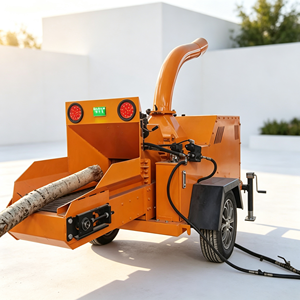 Broyeur de bois pour l'élimination et le recyclage des palettes en entrepôt - Product Image 1