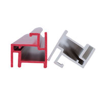 Profils d'extrusion en PVC écologiques personnalisés avec un design moderne pour les applications de fenêtres, de portes et de bâtiments de bureaux