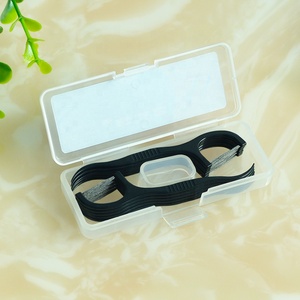 Haute qualité zéro déchet charbon de bambou <span class=keywords><strong>fil</strong></span> <span class=keywords><strong>dentaire</strong></span> Pick Flosser taille de voyage avec récipient en plastique - Product Image 3
