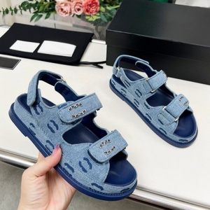 High Quality Women's <b>Sandals</b> Thick Soled Lightweight Slippers Luxury Designer Brand <b>Sandals</b> for Women - Product Image 1