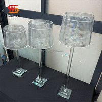 Candelabro Único y Elegante para Decoración de Mesa de Boda, Portavelas de Cristal Transparente con Pantalla