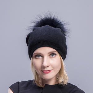 <span class=keywords><strong>Bonnet</strong></span> Slouchy d'hiver pour femmes Bonnets en cachemire avec <span class=keywords><strong>pompon</strong></span> en fourrure de renard - Product Image 2