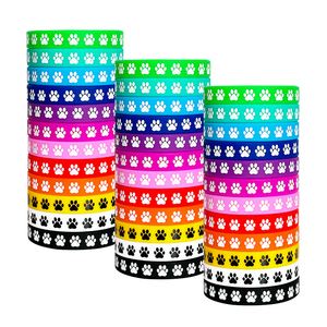 Correa de muñeca de silicona para fiesta de perro con patrón de pata de perro pulsera de goma amor perro lindo fiesta de mascotas correa de muñeca personalizable - Product Image 1