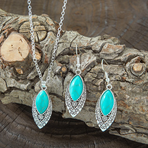 Ensemble de bijoux tibétains en argent et turquoise, collier et boucles d'oreilles en forme de goutte d'eau, style bohème, cadeau pour femmes - Product Image 1