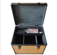 Boîte à équipement personnalisable pour chevaux et cavaliers, trousse de toilettage avec fonctions de nettoyage pour les soins équestres