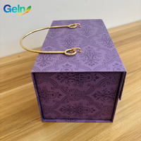 Boîte cadeau rigide en matériaux recyclés, avec gaufrage et finition UV, design magnifique