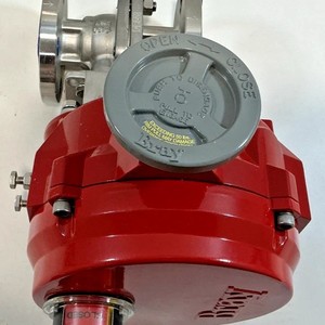 Vanne à boisseau sphérique Bray avec actionneur 1/2 po à brides en acier au carbone, type régulateur pneumatique - Product Image 4