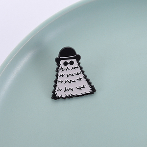 Películas personajes primo Itt monstruos peludos esmalte Pin comedia oscura película papel broche solapa insignia joyería regalo para Fans amigos - Product Image 1