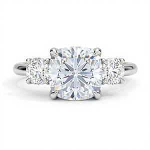 Bague de fiançailles classique pour femme en or plaqué 18K 14K avec diamant de laboratoire taille coussin et diamants latéraux ronds, cadeau de mariage - Product Image 2