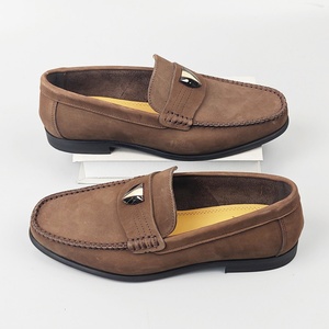 Chaussures en cuir de vachette respirantes, anti-odeurs, nouvelles chaussures décontractées et élégantes pour hommes, à enfiler, en gros, avec semelle en tendon de bœuf - Product Image 5