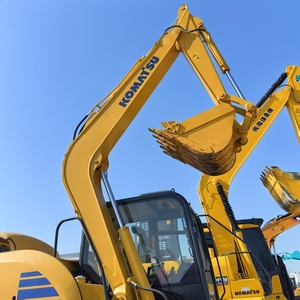 Excavatrice compacte Komatsu PC70 d'occasion prête à être expédiée, 7 tonnes, sur chenilles, avec lame pour travaux de terrassement - Product Image 6