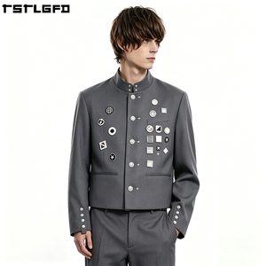 Blazer Uniforme Corto OEM/ODM para Hombre, Gris, Cuello Alto, Múltiples Botones, Insignia, Conjuntos de Ropa Exterior para Hombre, Fabricantes de Ropa al por Mayor - Product Image 5