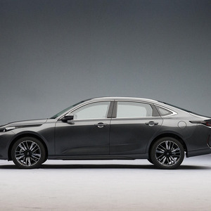 Elegante Changan Qiyuan A05 Híbrido Enchufable <span class=keywords><strong>de</strong></span> 145 km con <span class=keywords><strong>Autonomía</strong></span> L2 y V2L <span class=keywords><strong>de</strong></span> 3.3kW para Uso Diario Familiar - Product Image 4