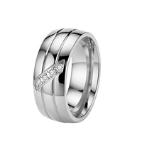 Bague de mariage tendance en acier inoxydable 304 avec zircon double rainure inclinée de 8 mm, polie, étanche, pour couple, vente en gros