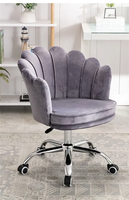 Tabouret de style luxe pour salon de manucure spa fauteuil roulant