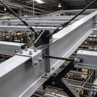 Structure de charpente en acier préfabriquée sur mesure, robuste, pour entrepôt, avec conception personnalisée et installation rapide sur site